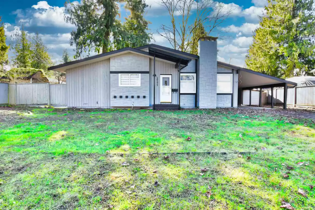 Street View Photo of 20572 43 Avenue, Langley, BC