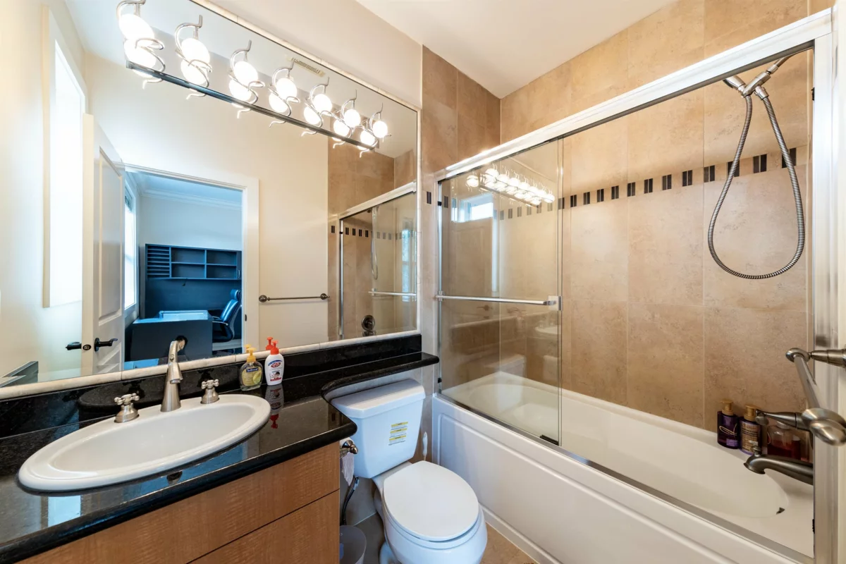 Swimming Pool Photo of 7791 Sunnymede Crescent, Richmond, BC