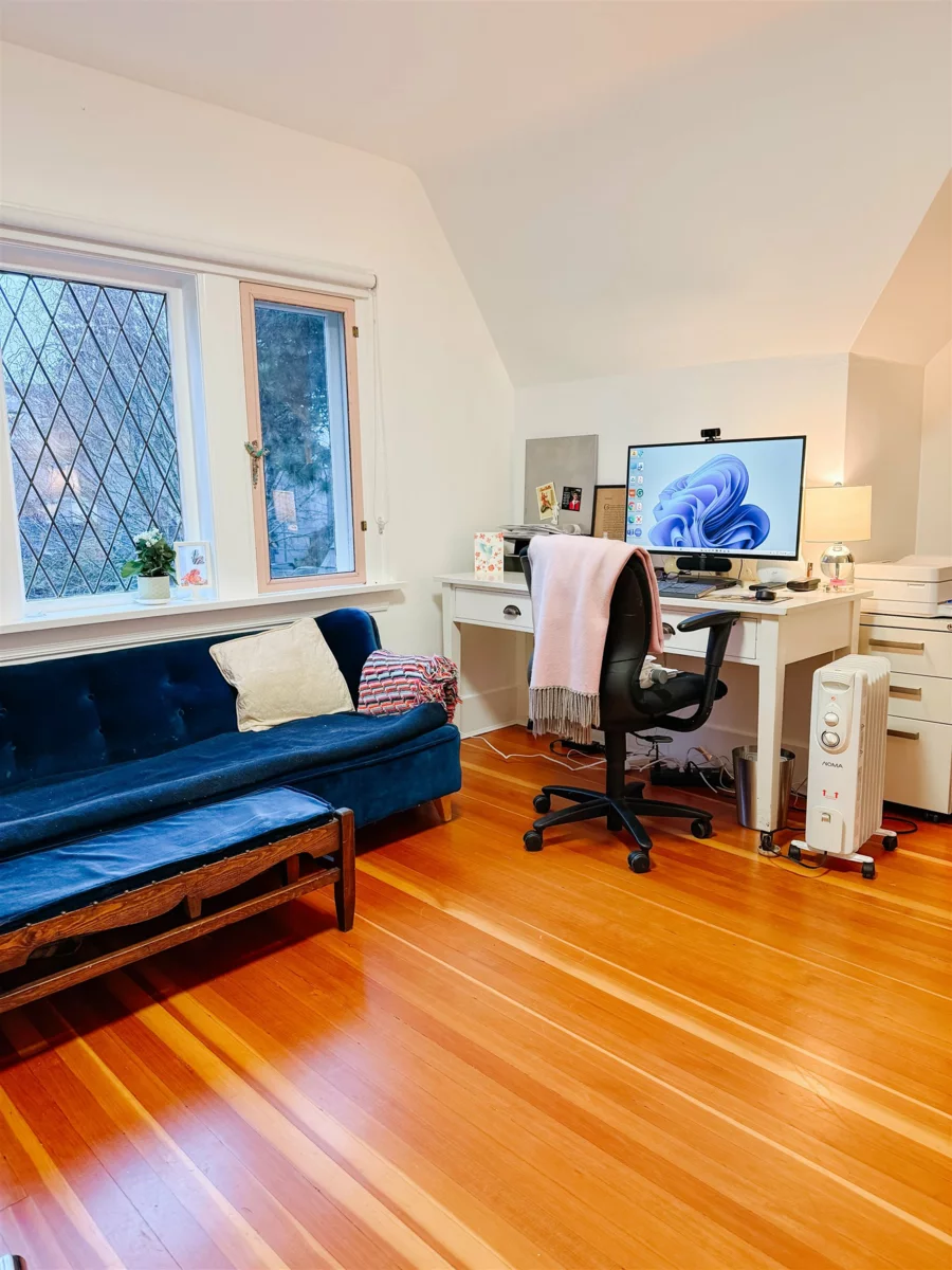Breakfast Nook Photo of 5870 Cartier Street, Vancouver, BC