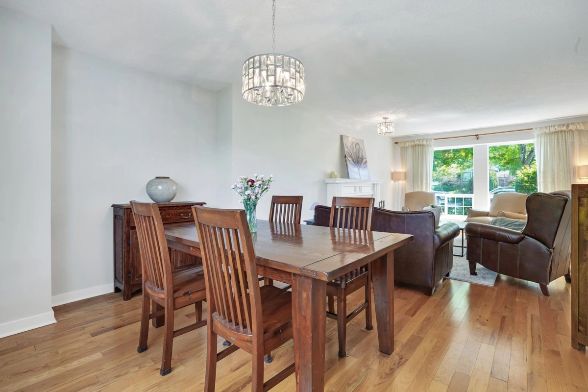 Dining Area Photo of 21371 86 Avenue, Langley, BC