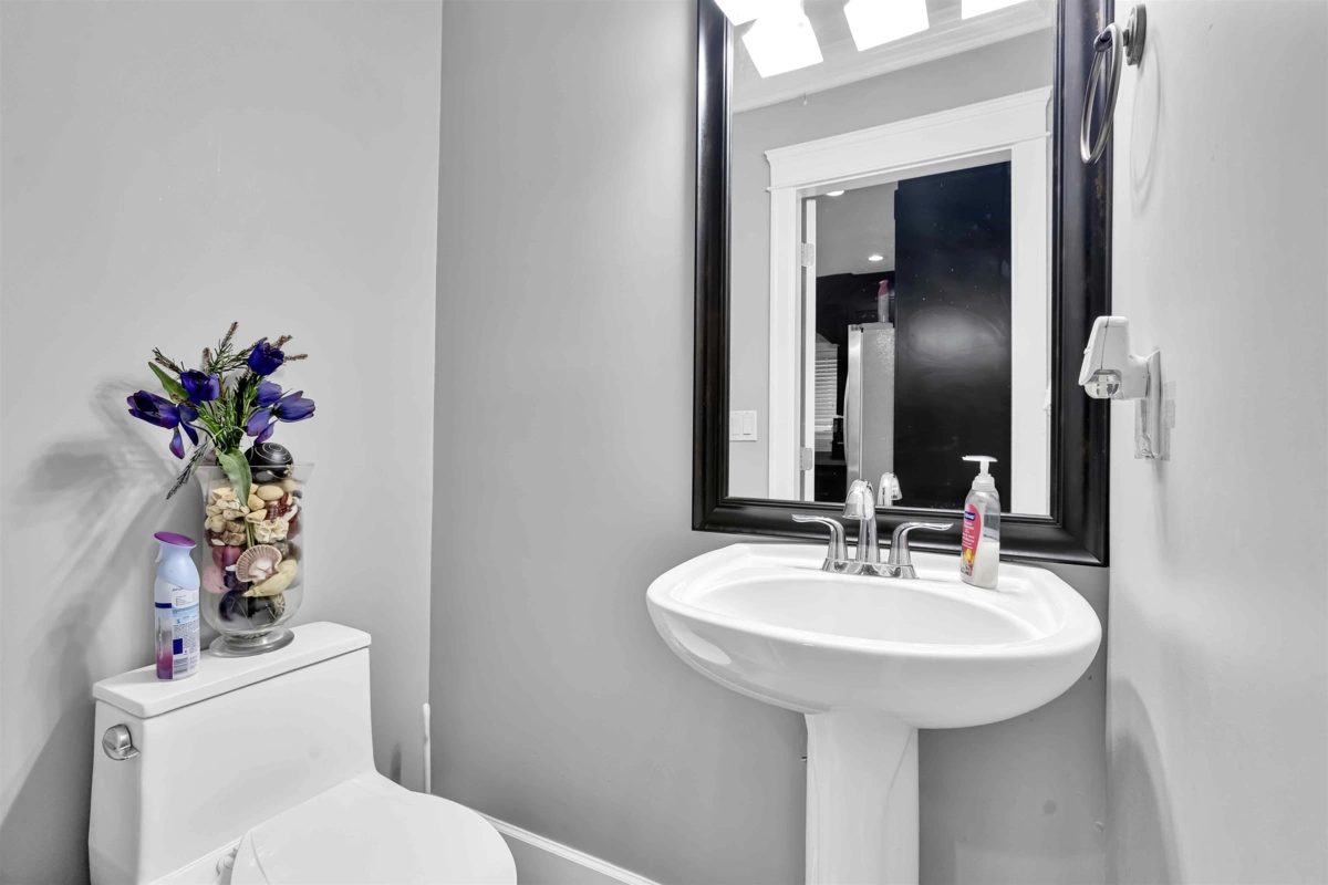 Bedroom 4 Photo of 13138 58a Avenue, Surrey, BC