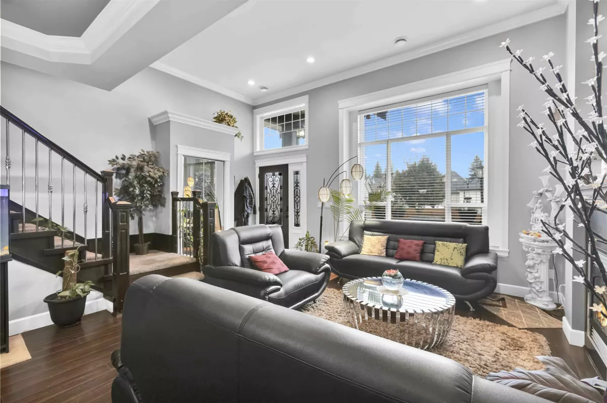 Dining Area Photo of 13138 58a Avenue, Surrey, BC
