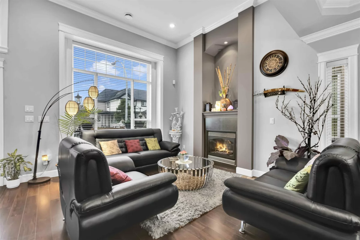 Family Room Photo of 13138 58a Avenue, Surrey, BC