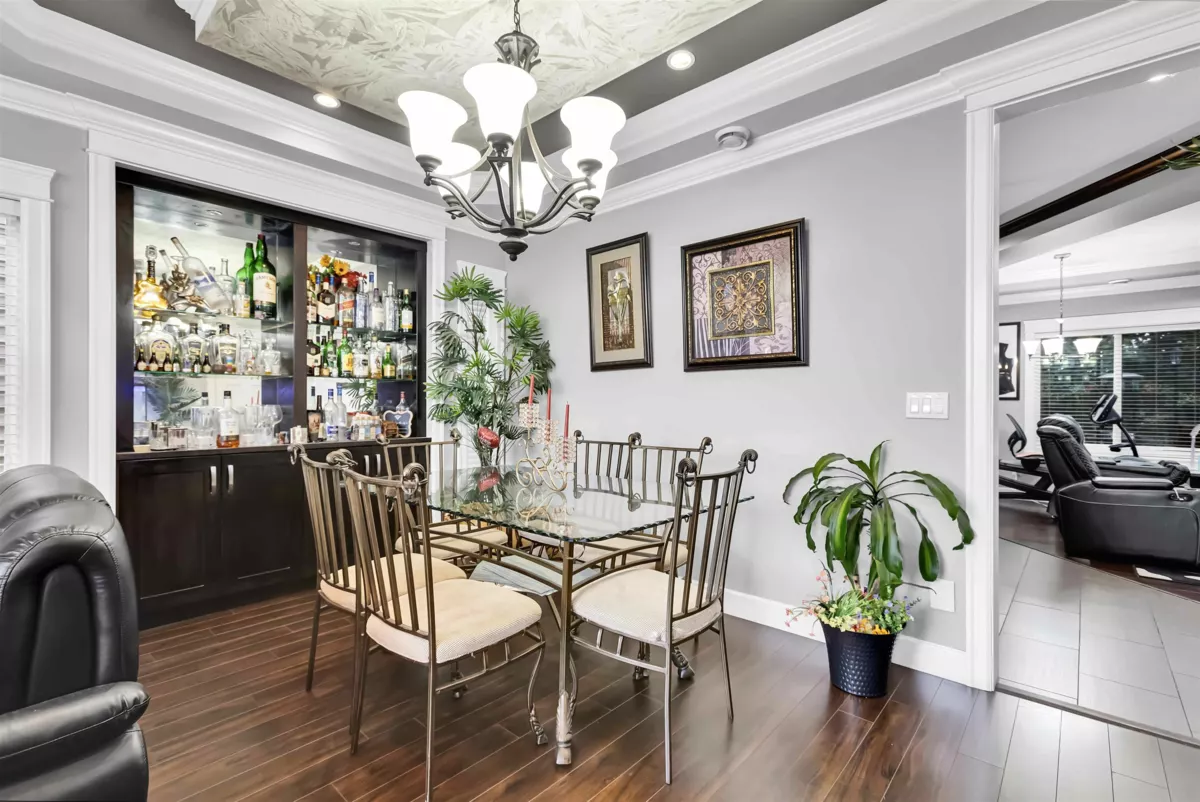 Kitchen Photo of 13138 58a Avenue, Surrey, BC