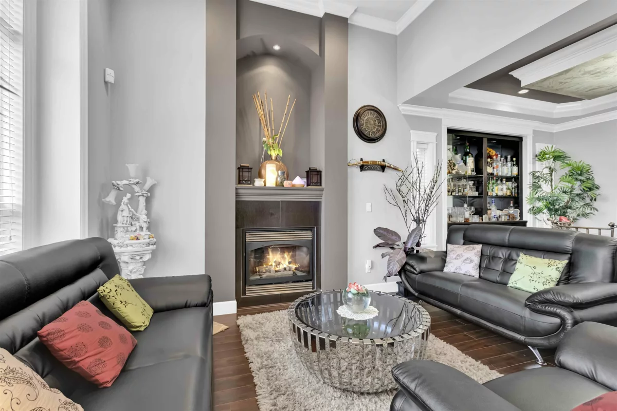 Living Room Photo of 13138 58a Avenue, Surrey, BC