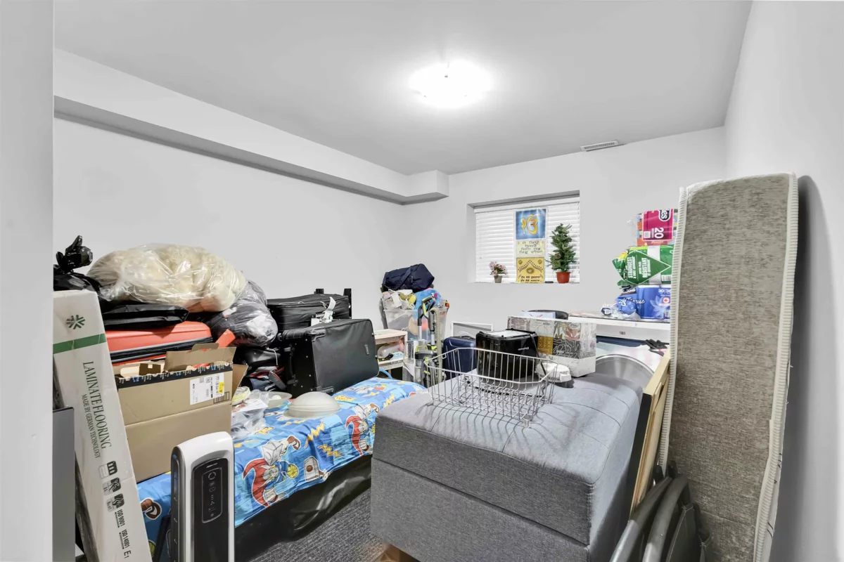 Powder Room Photo of 13138 58a Avenue, Surrey, BC