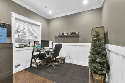 Walk-In Closet Photo of 13138 58a Avenue, Surrey, BC