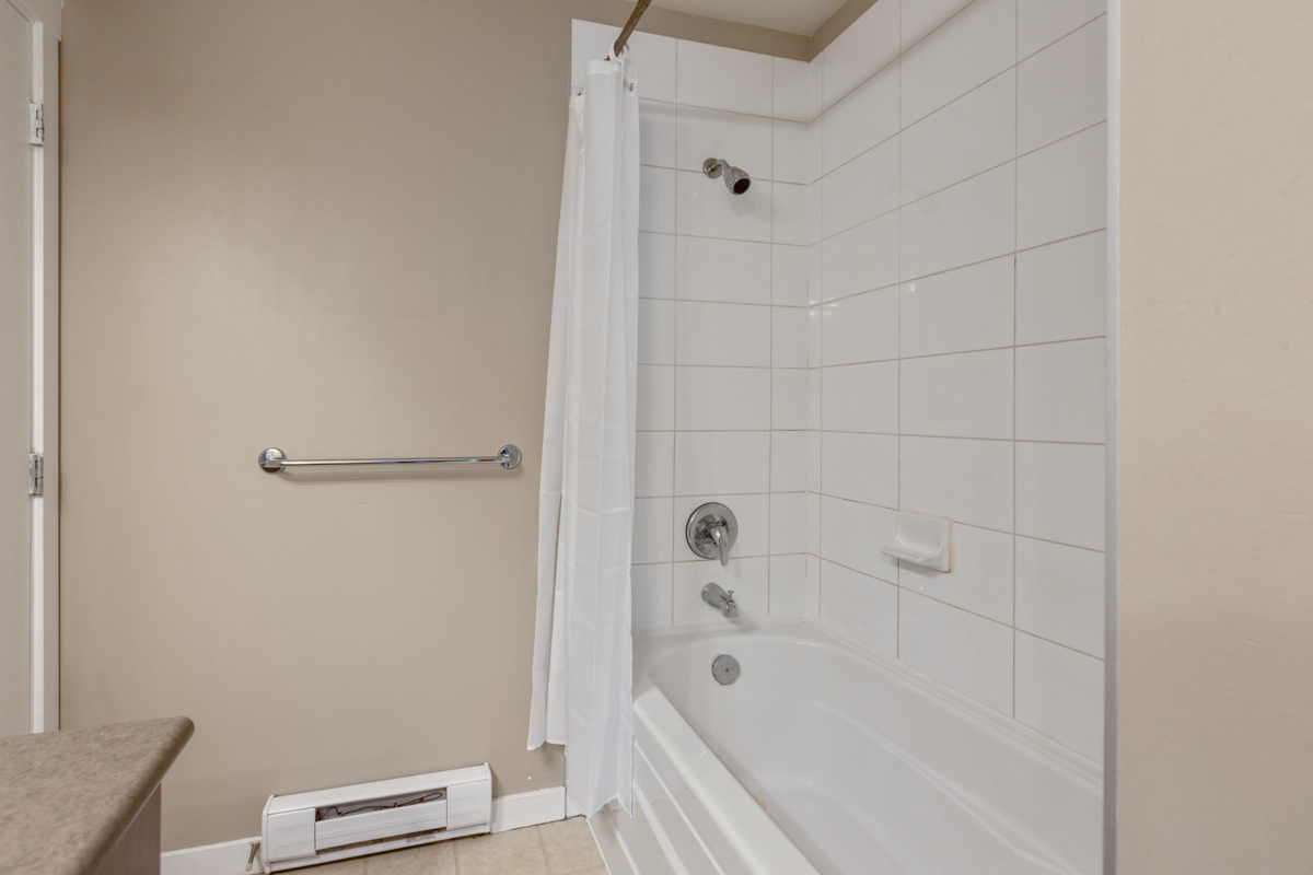 Mudroom Photo of 30 7155 189 Street, Surrey, BC