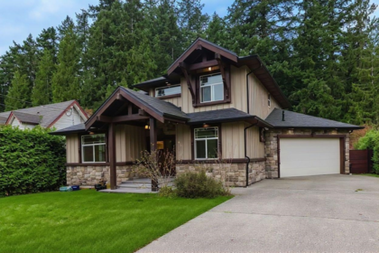 597 Ocean View Drive, Gibsons, BC, Gibsons — Single Family Residence for sale