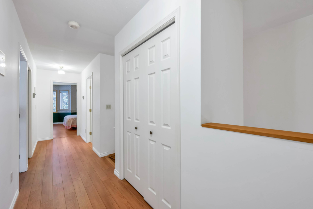 Basement Recreation Room Photo of 602 8260 162a Street, Surrey, BC