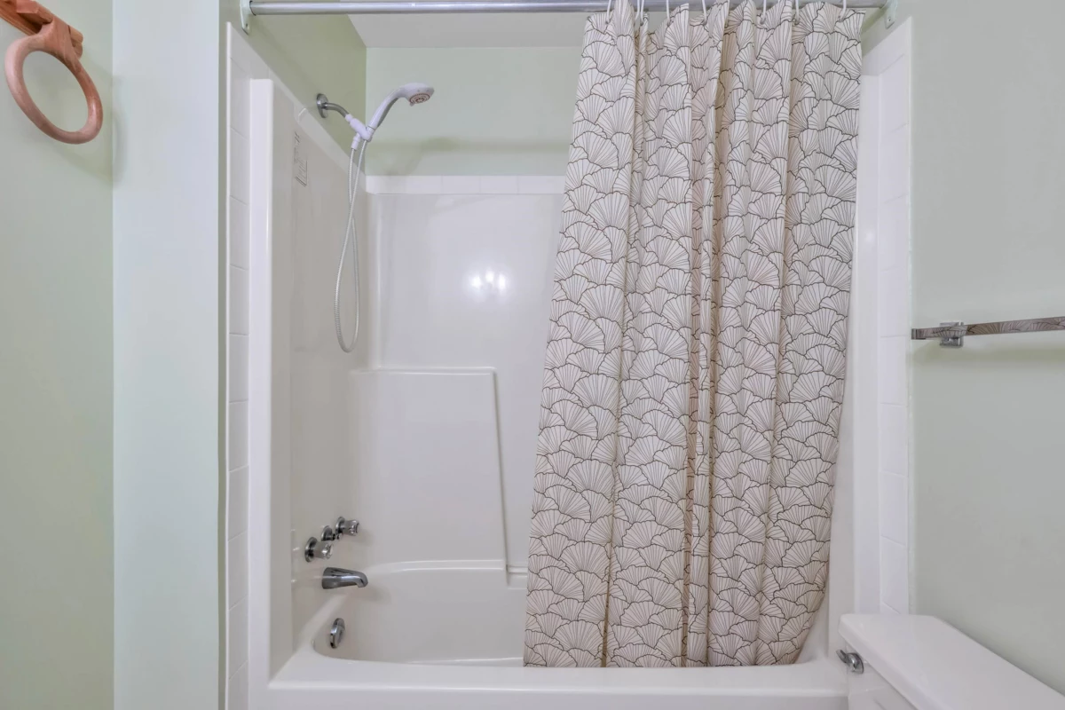 Hallway Photo of 602 8260 162a Street, Surrey, BC