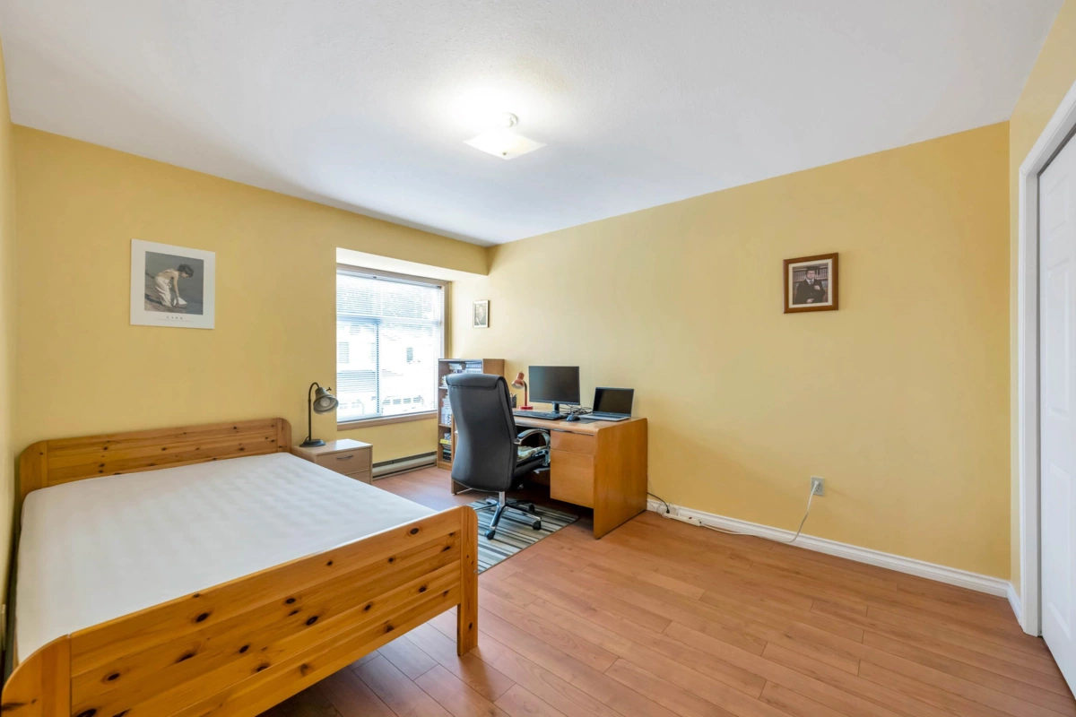 Staircase Photo of 602 8260 162a Street, Surrey, BC