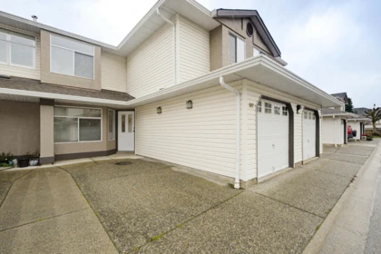 602 8260 162a Street, Surrey, BC