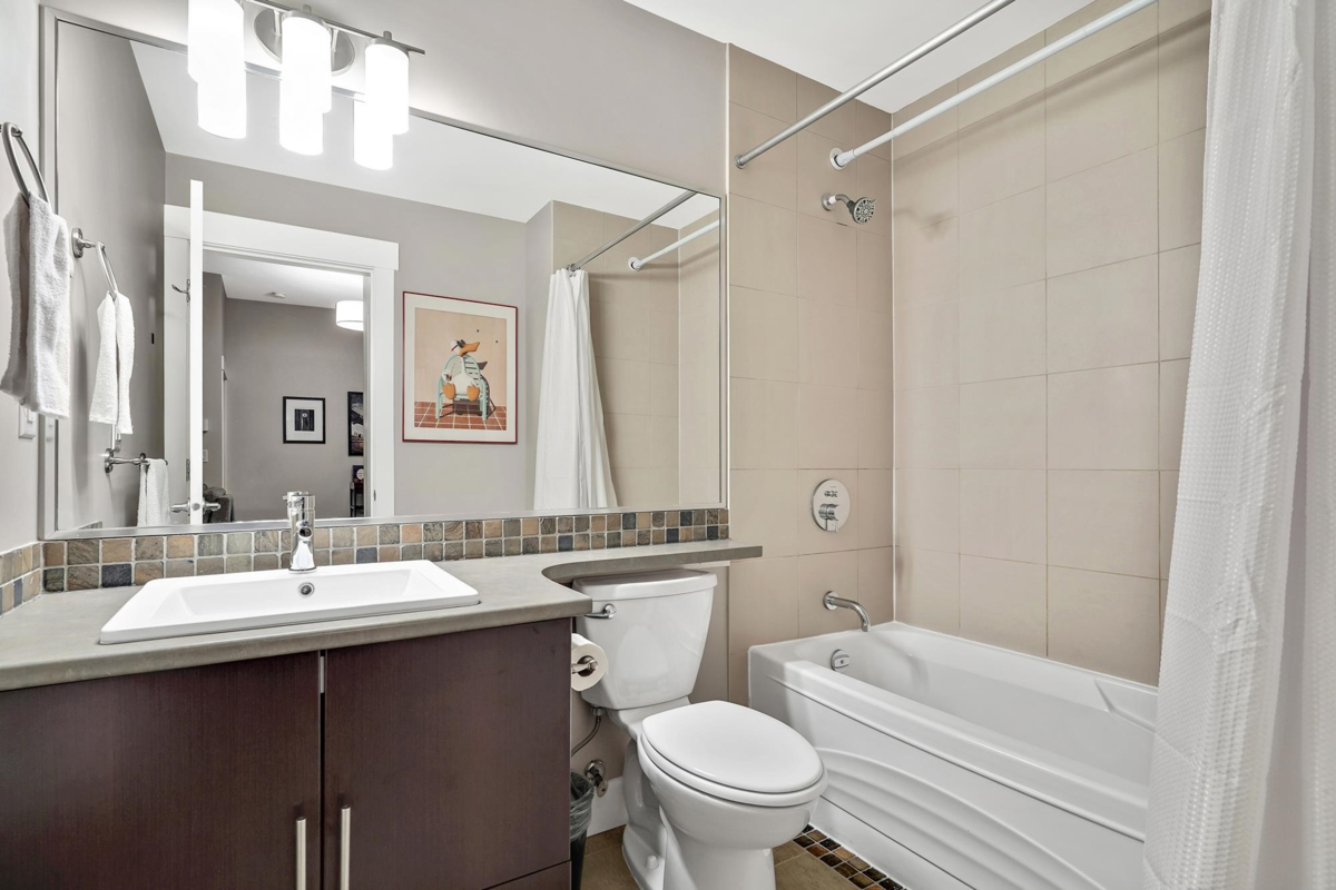 Basement Recreation Room Photo of 102 12283 224 Street, Maple Ridge, BC