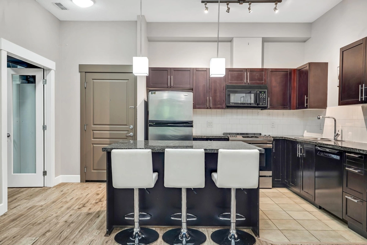 Dining Area Photo of 102 12283 224 Street, Maple Ridge, BC