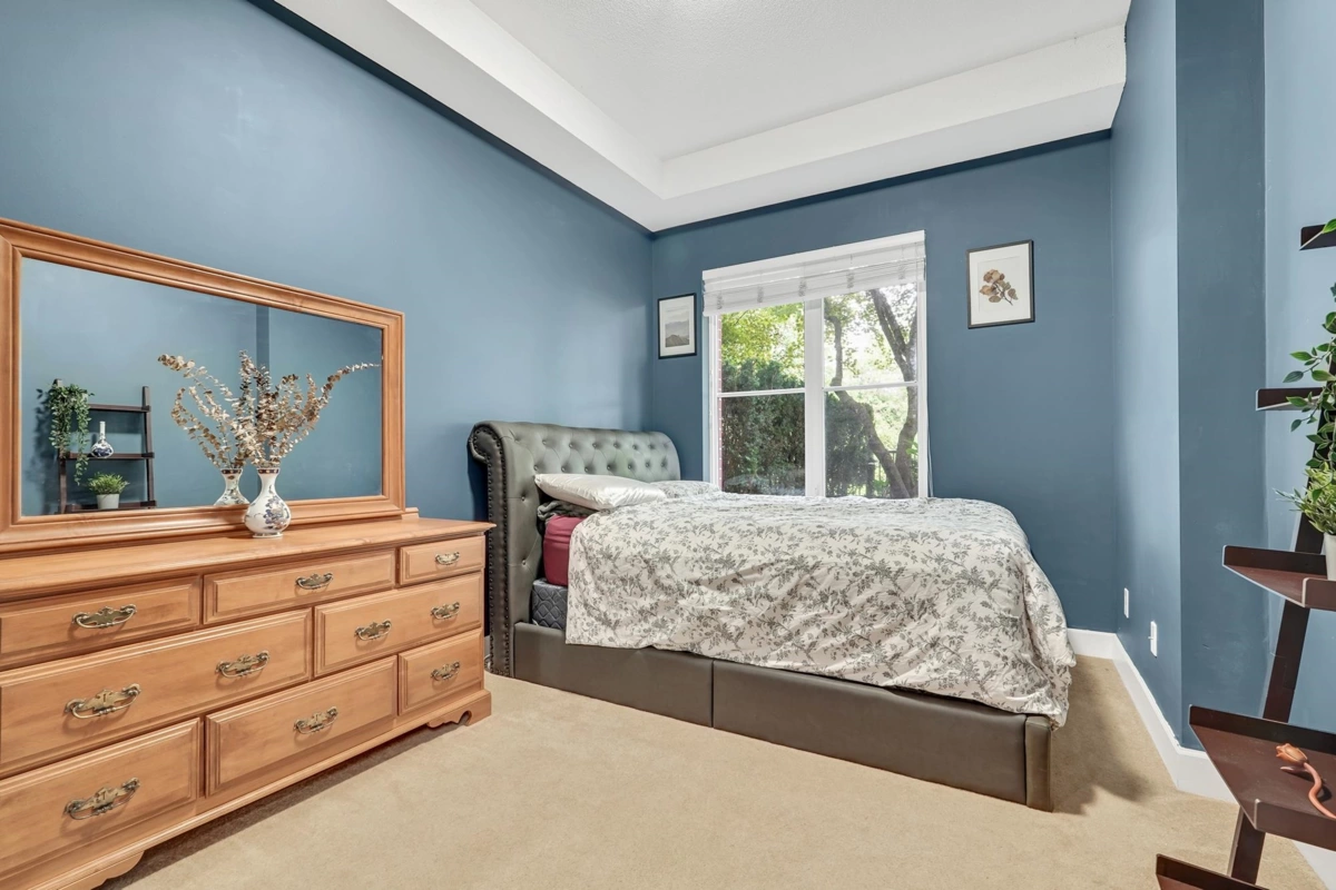 Guest Bathroom Photo of 102 12283 224 Street, Maple Ridge, BC