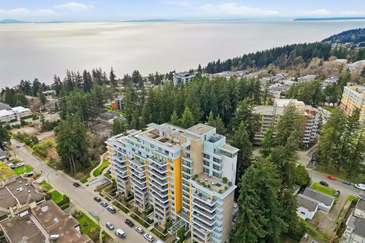 Swimming Pool Photo of 103 1501 Vidal Street, White Rock, BC