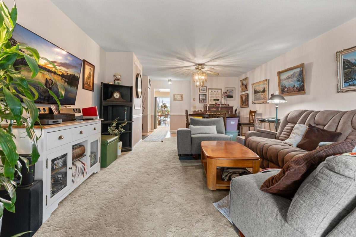 Basement Recreation Room Photo of 256 32691 Garibaldi Drive, Abbotsford, BC