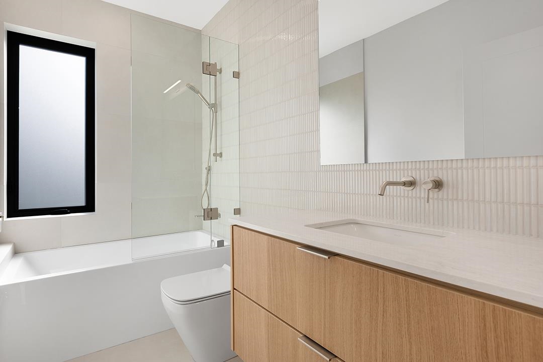 Basement Recreation Room Photo of 3742 Yukon Street, Vancouver, BC