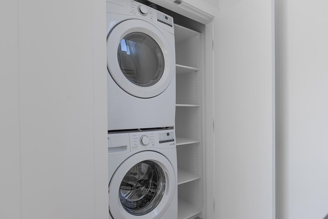 Laundry Room Photo of 3742 Yukon Street, Vancouver, BC