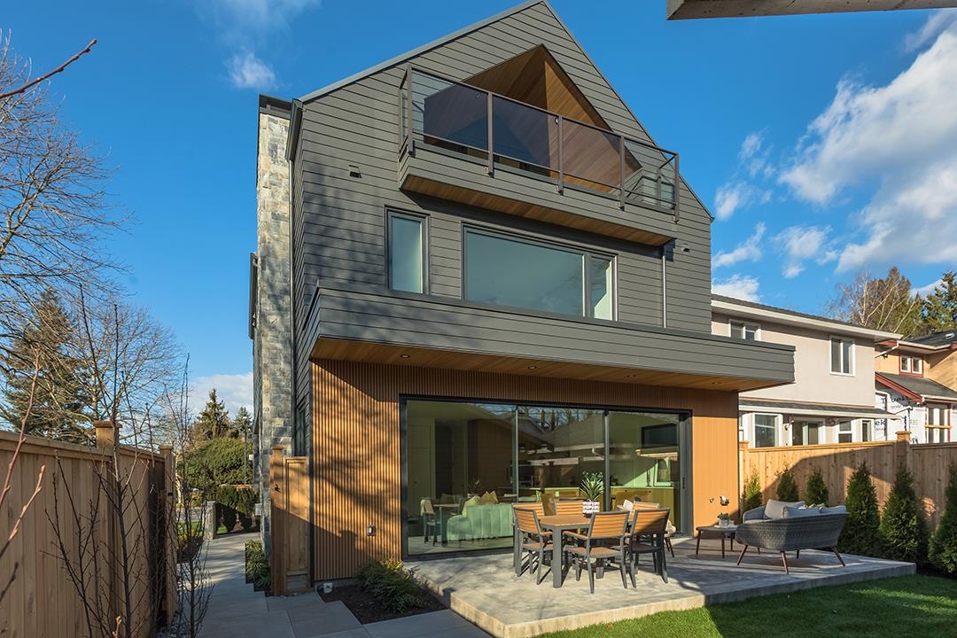 Living Room Photo of 3742 Yukon Street, Vancouver, BC