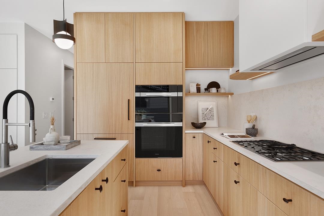Primary Bathroom Photo of 3742 Yukon Street, Vancouver, BC