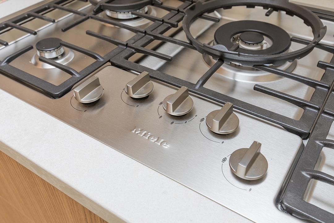 Walk-In Closet Photo of 3742 Yukon Street, Vancouver, BC