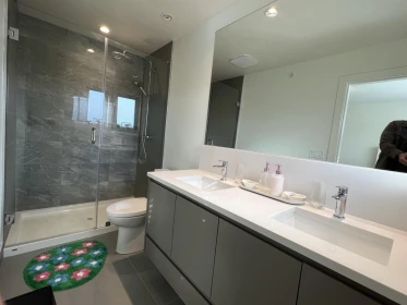 Primary Bathroom Photo of 18 23785 Dewdney Trunk Road, Maple Ridge, BC