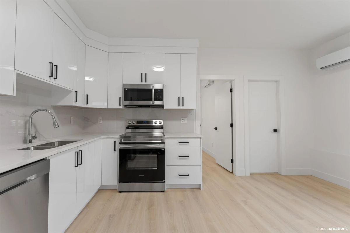 Garden / Landscaping Photo of 10630 River Road, Delta, BC