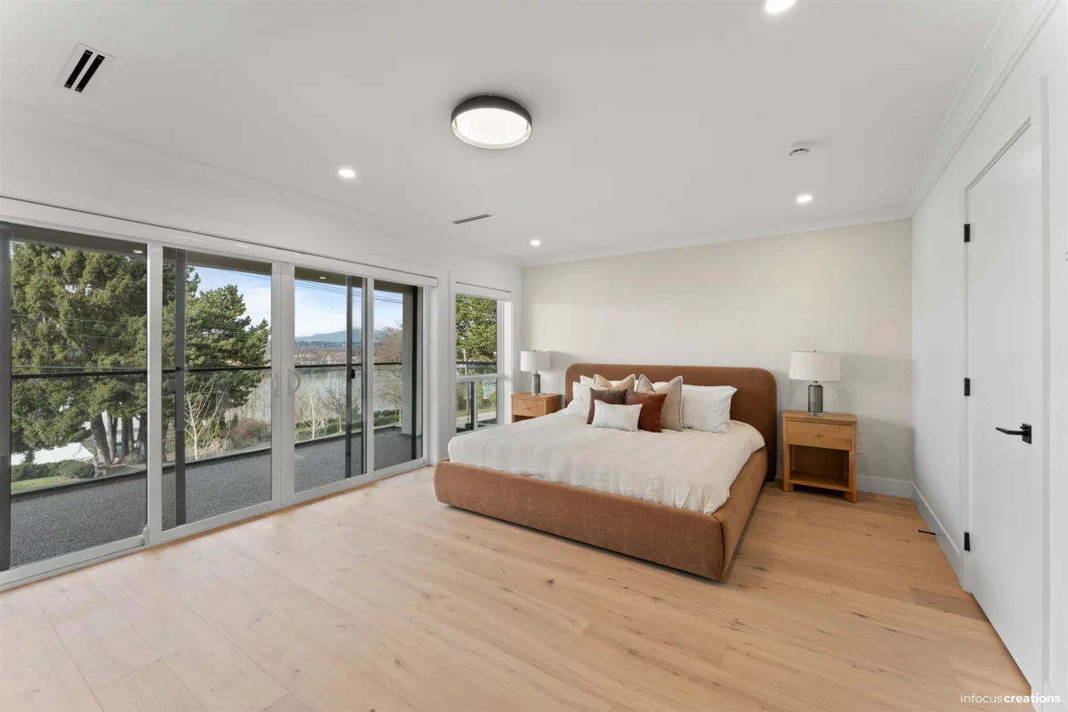 Mudroom Photo of 10630 River Road, Delta, BC