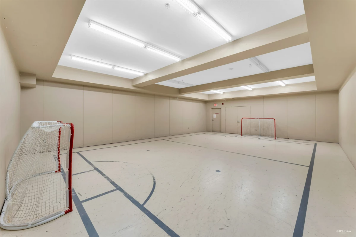 Backyard Photo of 310 3156 Dayanee Springs Boulevard, Coquitlam, BC