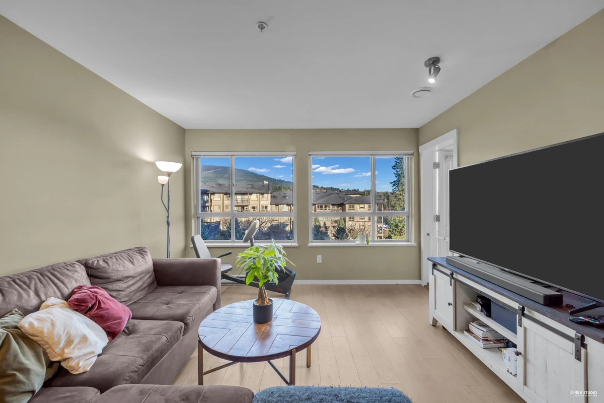 Basement Recreation Room Photo of 310 3156 Dayanee Springs Boulevard, Coquitlam, BC