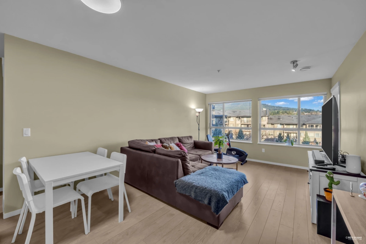 Laundry Room Photo of 310 3156 Dayanee Springs Boulevard, Coquitlam, BC