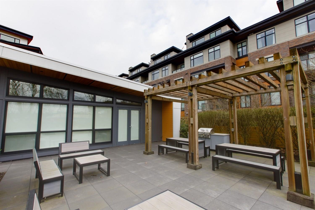 Hot Tub / Spa Photo of 205 300 Salter Street, New Westminster, BC