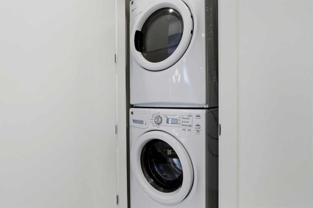 Loft / Bonus Room Photo of 205 300 Salter Street, New Westminster, BC