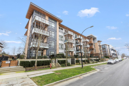 205 300 Salter Street, New Westminster, BC, Queensborough — 1 bed apartment/condo for sale