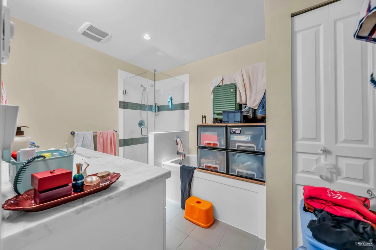 Bedroom 2 Photo of 413 9388 Mckim Way, Richmond, BC