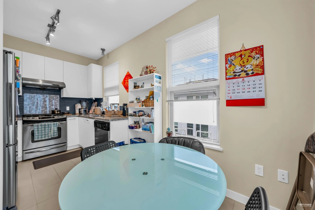 Kitchen Island Photo of 413 9388 Mckim Way, Richmond, BC