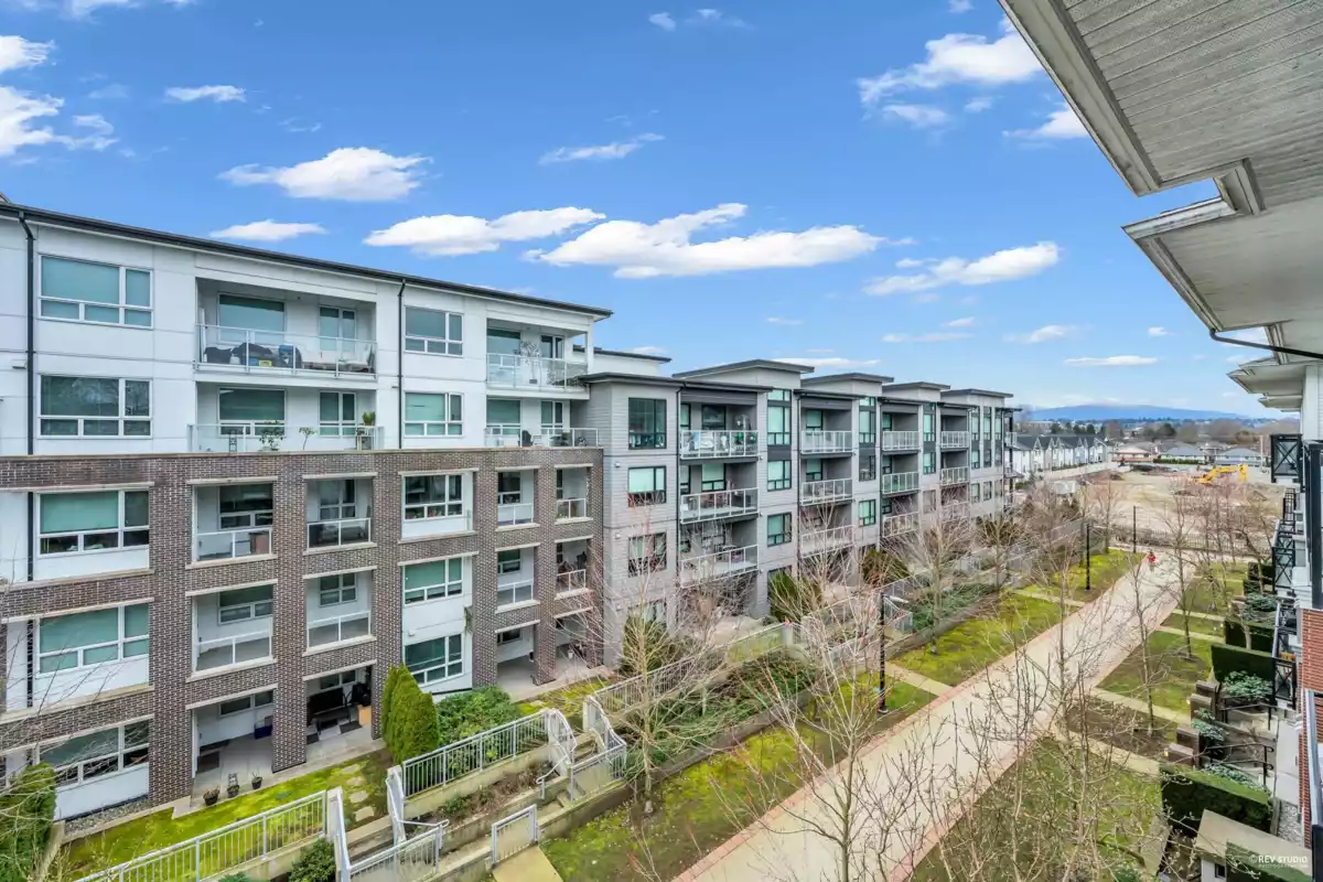 Office / Den Photo of 413 9388 Mckim Way, Richmond, BC