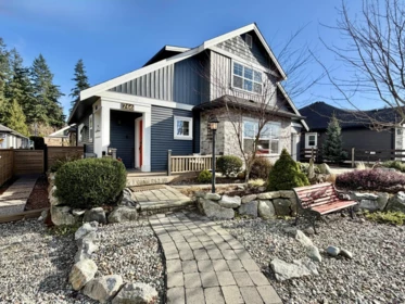 766 Cooper Lane, Gibsons, BC, Gibsons — Single Family Residence for sale