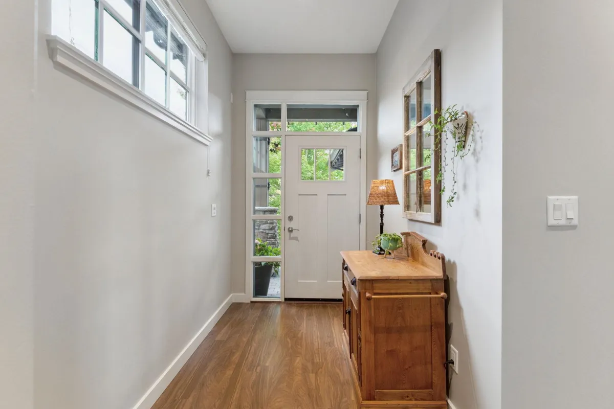 Family Room Photo of 5068 Willow Springs Avenue, Delta, BC
