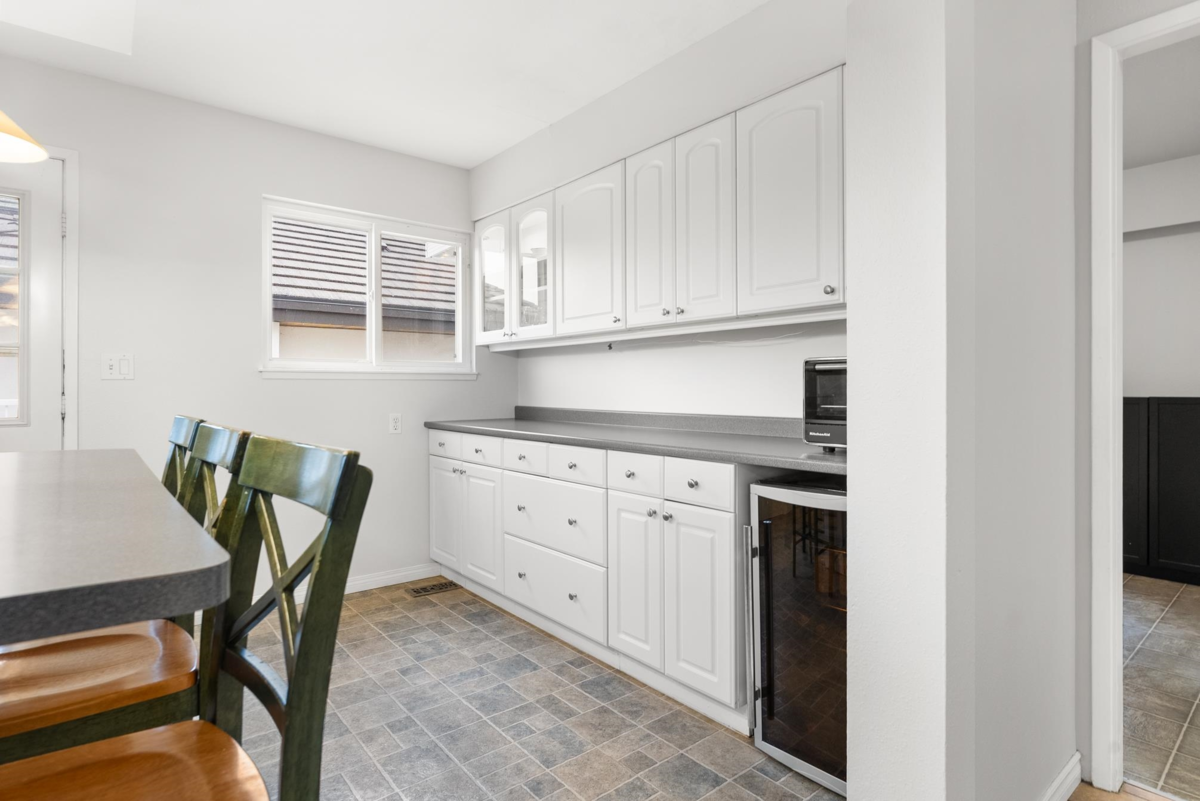 Family Room Photo of 10580 Rosebrook Road, Richmond, BC