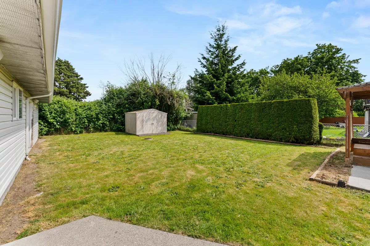 Hot Tub / Spa Photo of 10580 Rosebrook Road, Richmond, BC