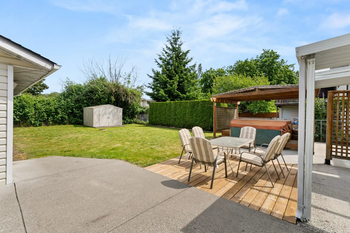 Outdoor Kitchen Photo of 10580 Rosebrook Road, Richmond, BC