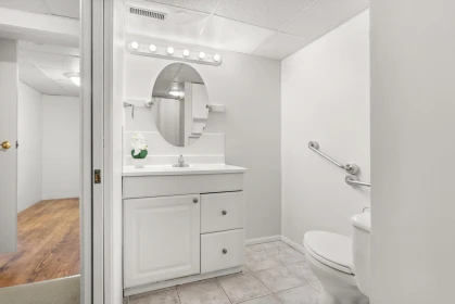 Basement Recreation Room Photo of 10580 Rosebrook Road, Richmond, BC
