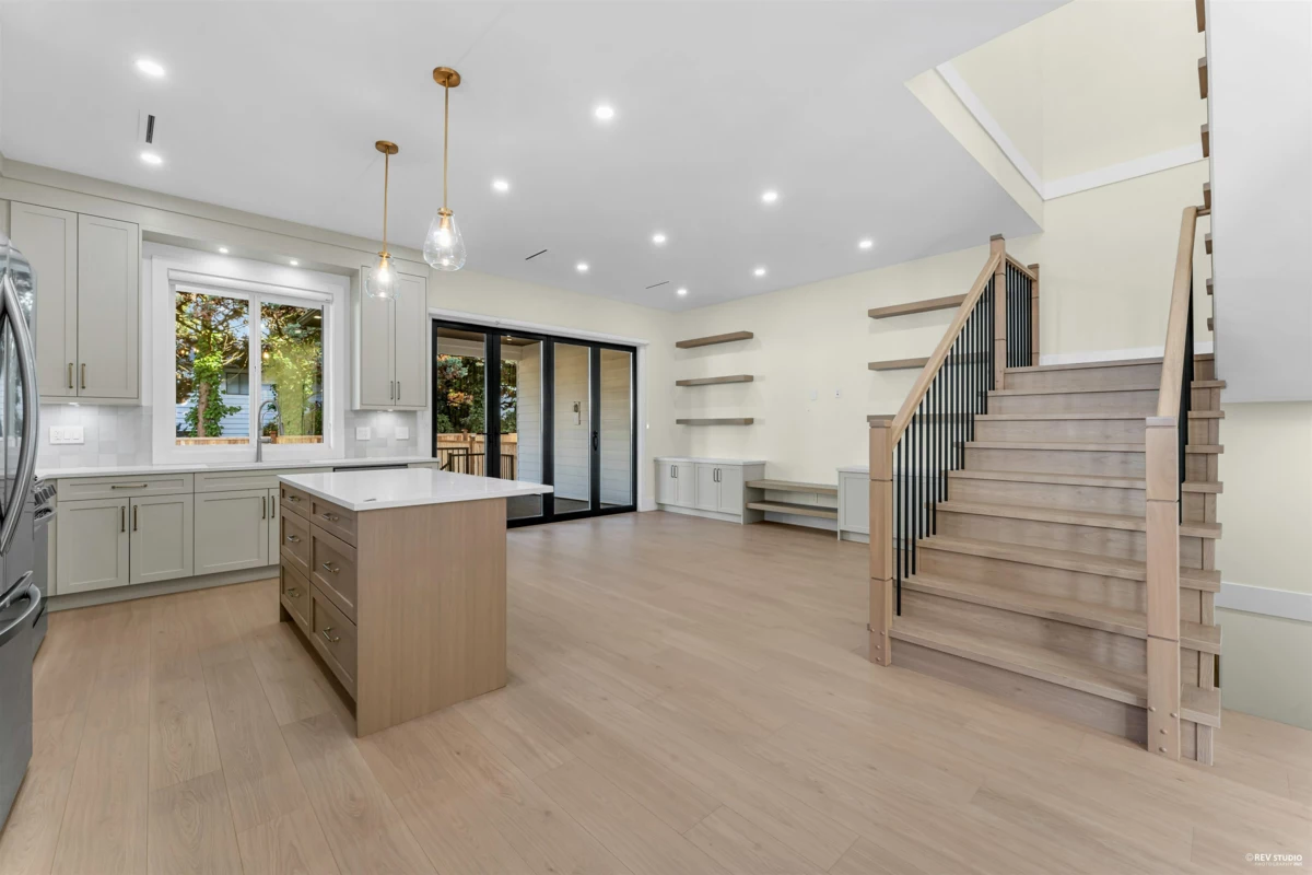 Dining Area Photo of 11741 80 Avenue, Delta, BC