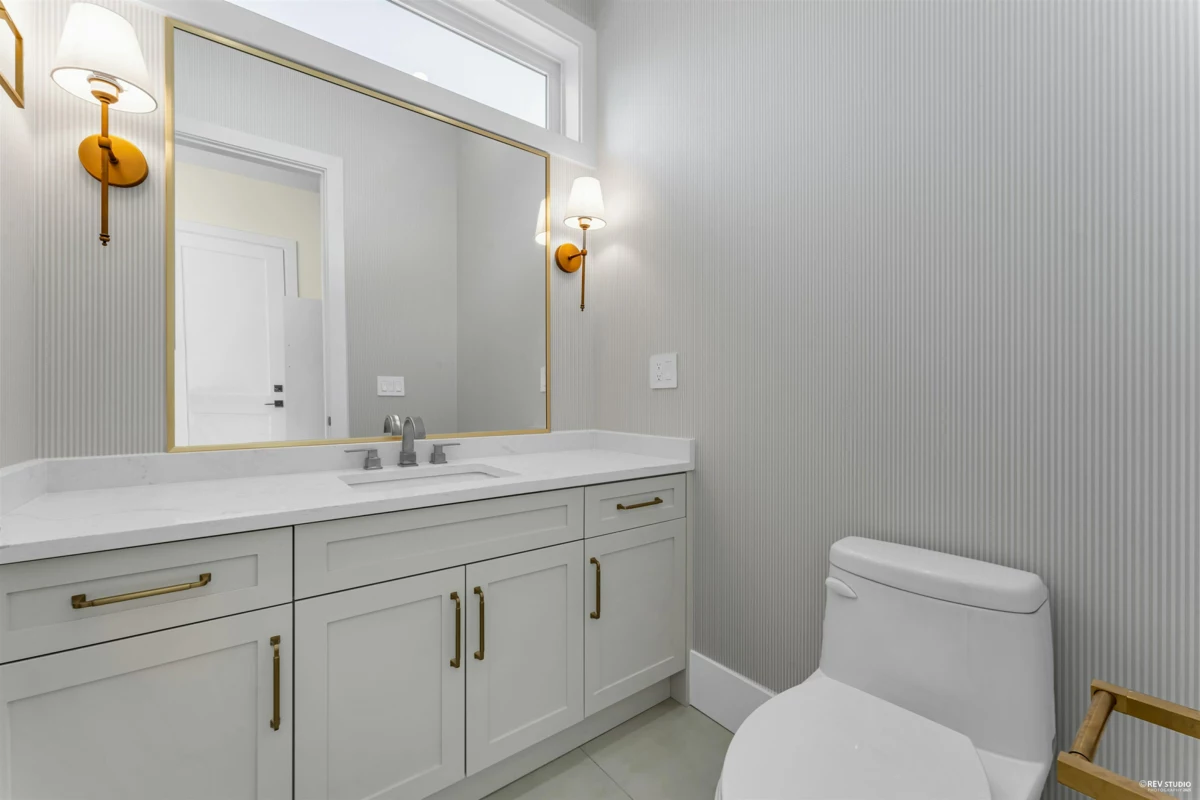 Family Room Photo of 11741 80 Avenue, Delta, BC