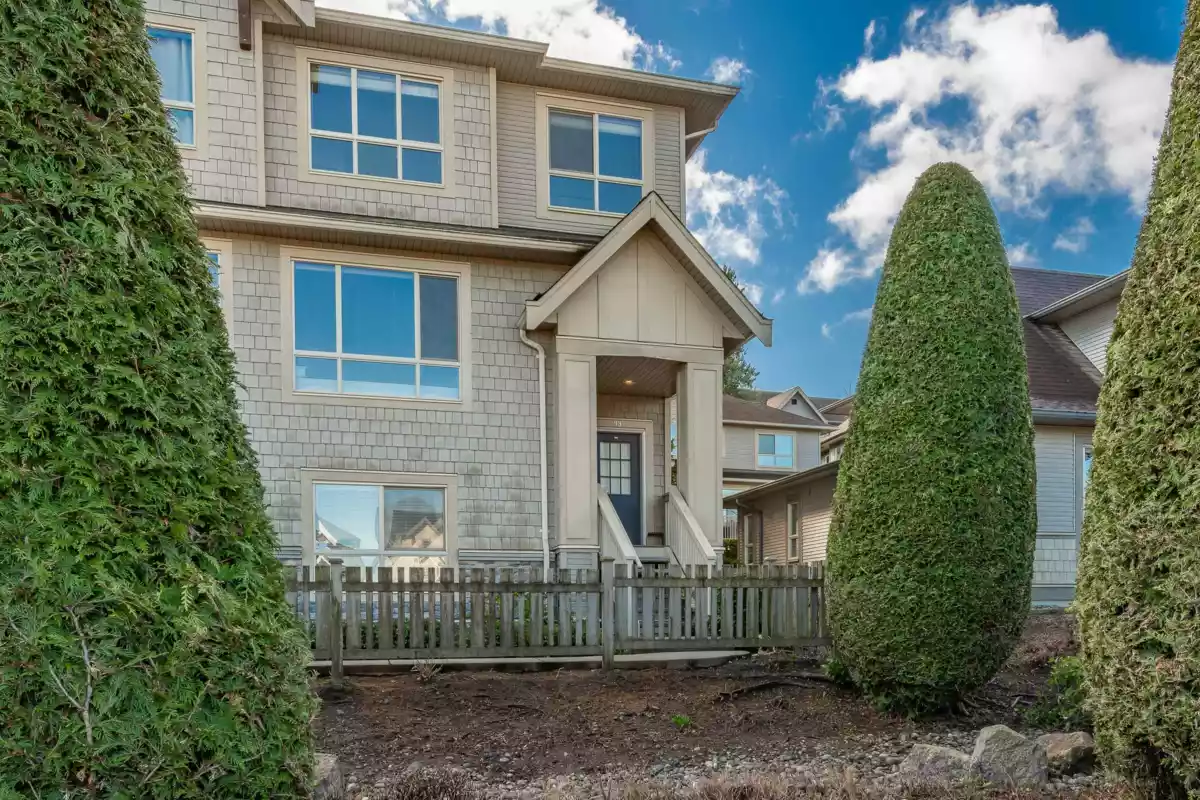 Outdoor Deck Photo of 99 2738 158 Street, Surrey, BC