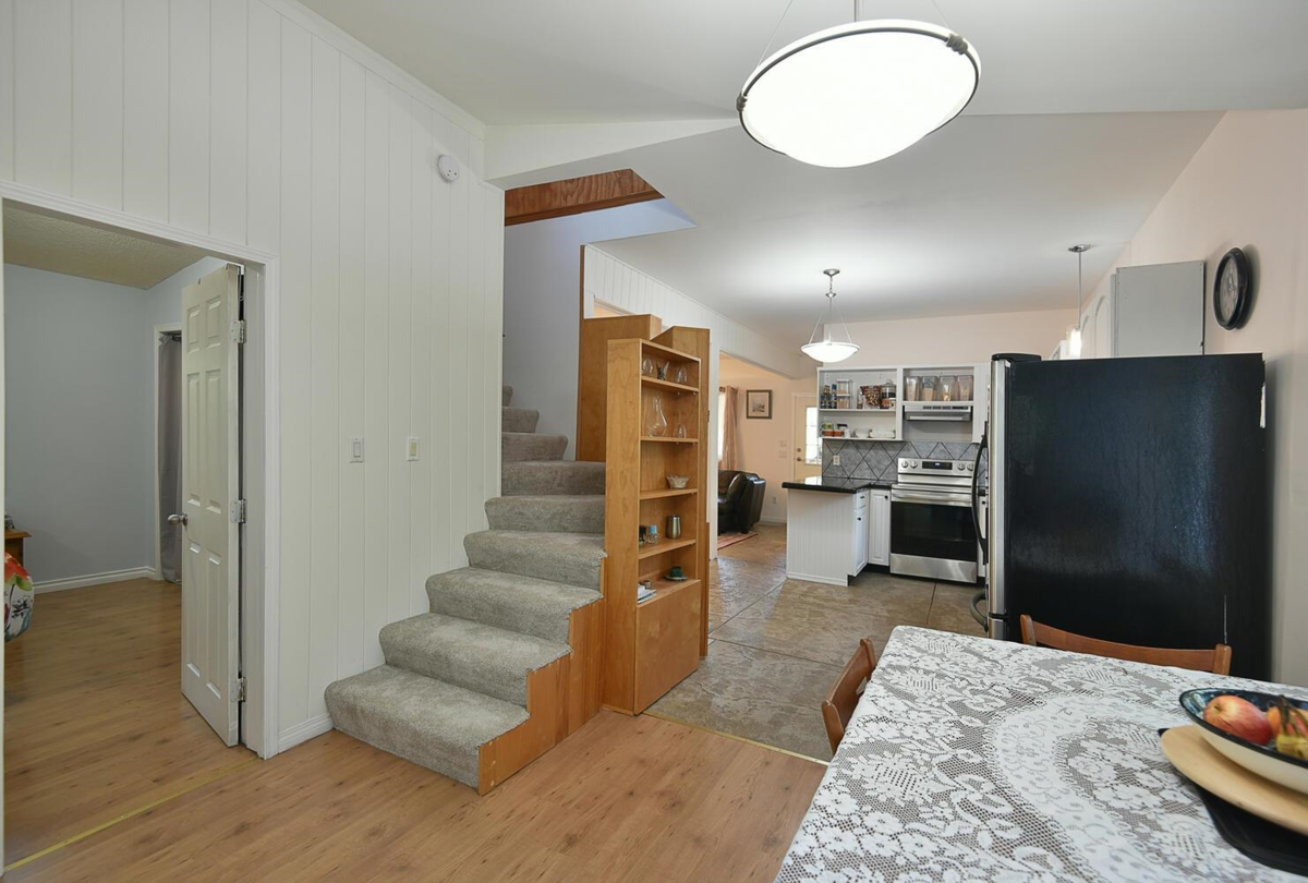 Outdoor Patio Photo of 12886 Lagoon Road, Madeira Park, BC