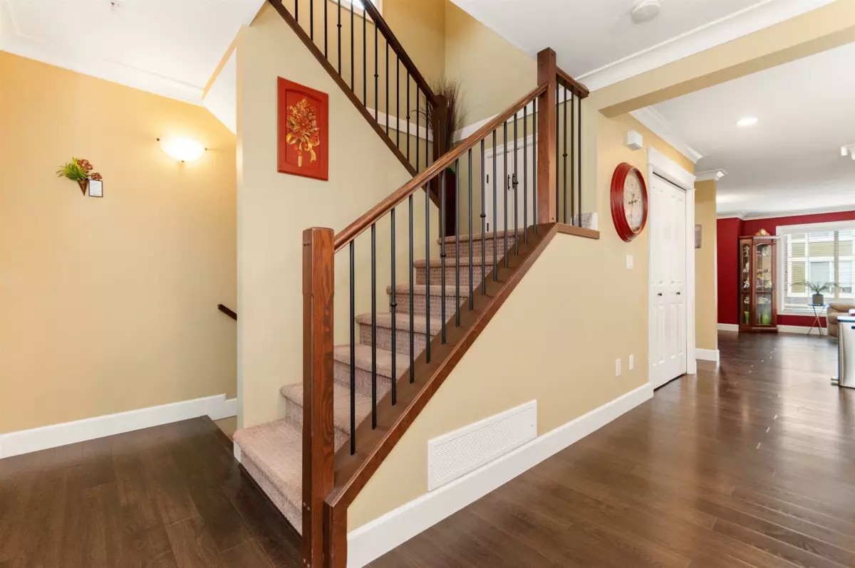 Basement Recreation Room Photo of 8 45025 Wolfe Road, Chilliwack, BC